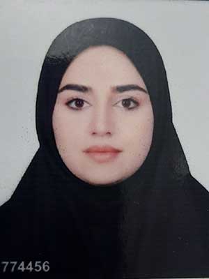 زهرا احمدی