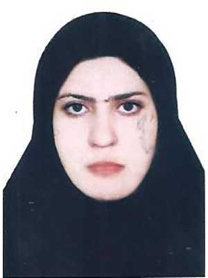 زینب احمدیان